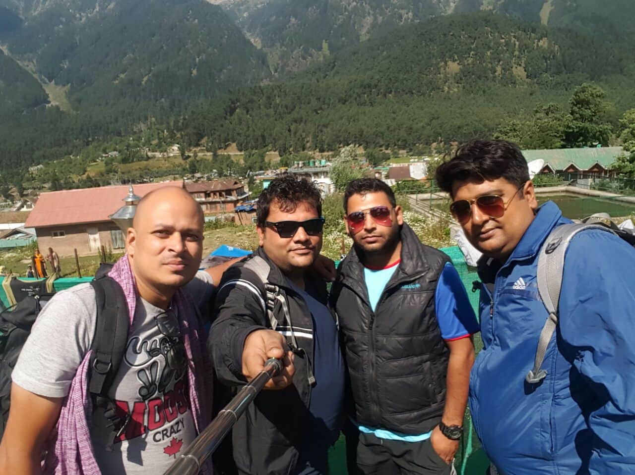 altaf ahmed soofi helped amarnath tourist in lucknow