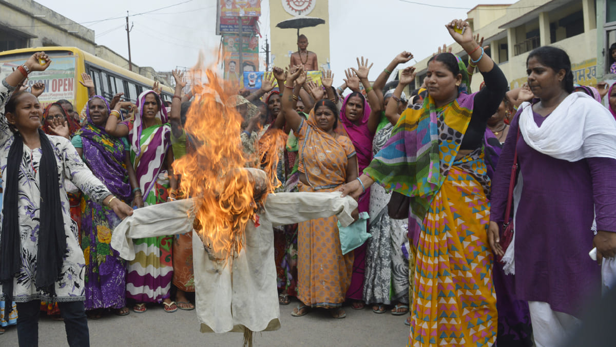 Apwa CM's effigy