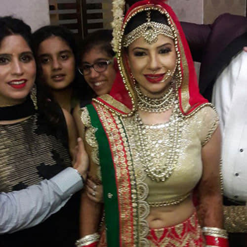 sambhavna married to her longtime boyfriend