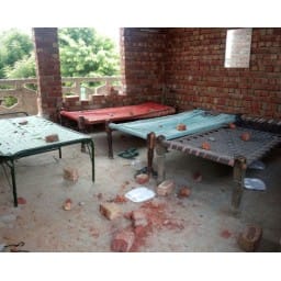 bhiwani news, crime, stone throw, five, injured, keharpur crime