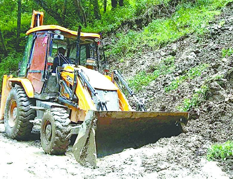 Heavy rains closed many roads in the district