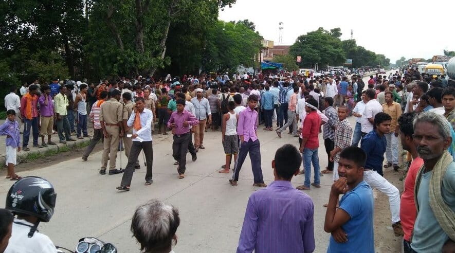 Two killed in road accidents, blockade