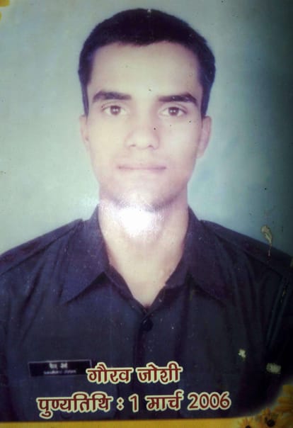 uttarakhand police send sommen to martyr lieutenant