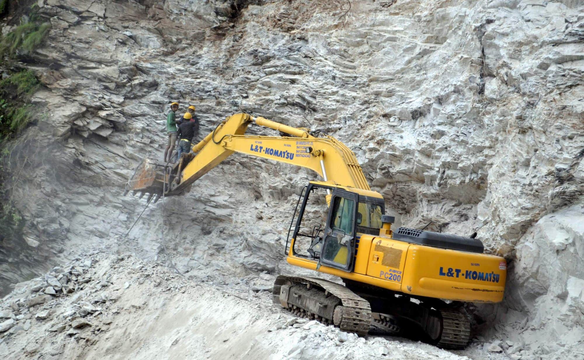 people going on danger track in uttarakhand.