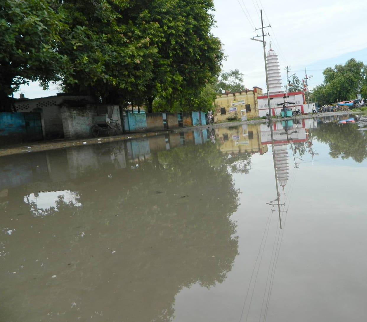 Hour-long rain has submerged the railway colonies