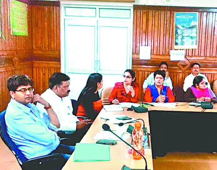 CM Officials Meeting on tour