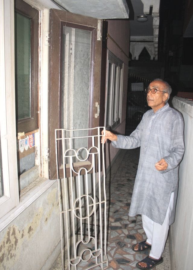 Thieves took home millions of dollars of business consultant