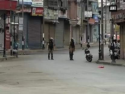 Eighth day of curfew in Kashmir Valley 