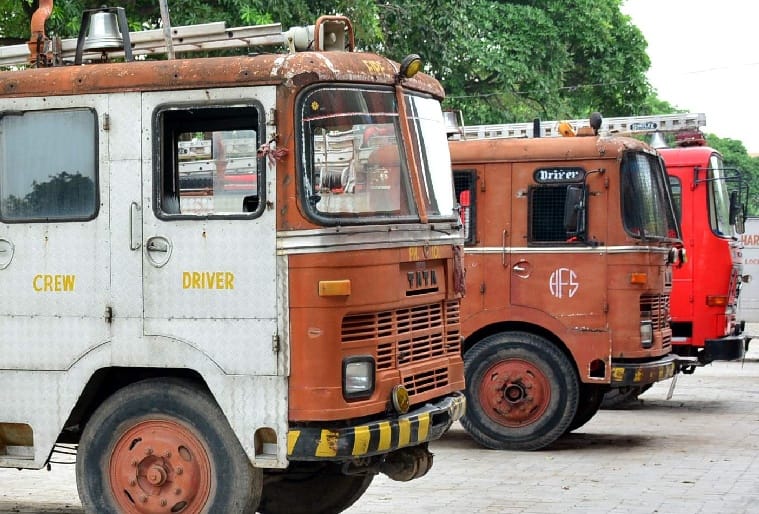  panchkula, Four, eight, fire fighters, Panchkula