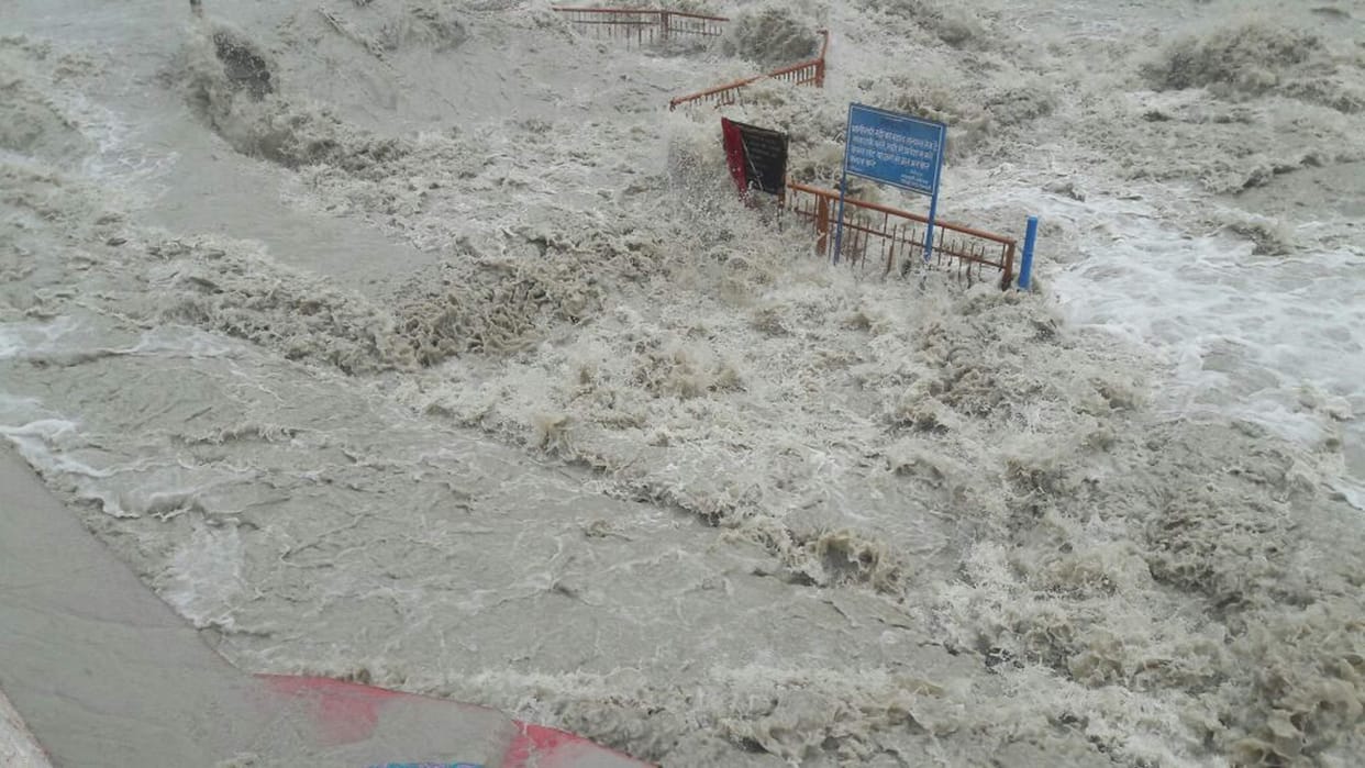 flooding threat in Gangotri Dham.