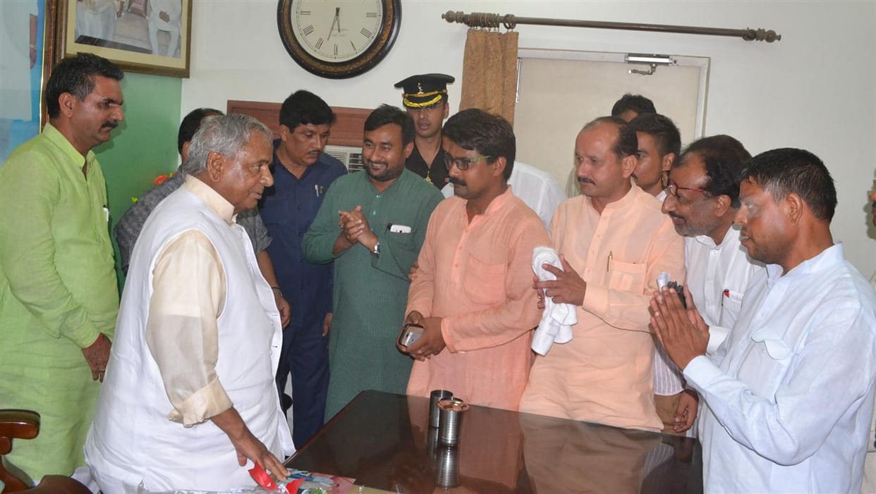 kalyan came claimants face by shining