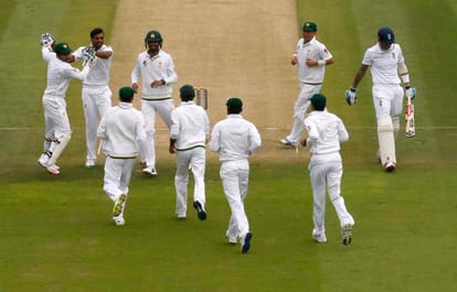 Yasir Shah claims 5 wickets at lords so far