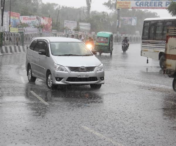 Rain in Lucknow in ten pics.