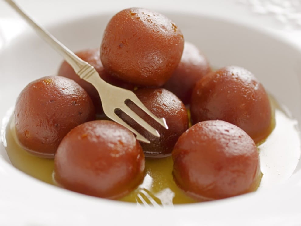 To get rid of Saturn troubles eat these 5 foods on Saturday