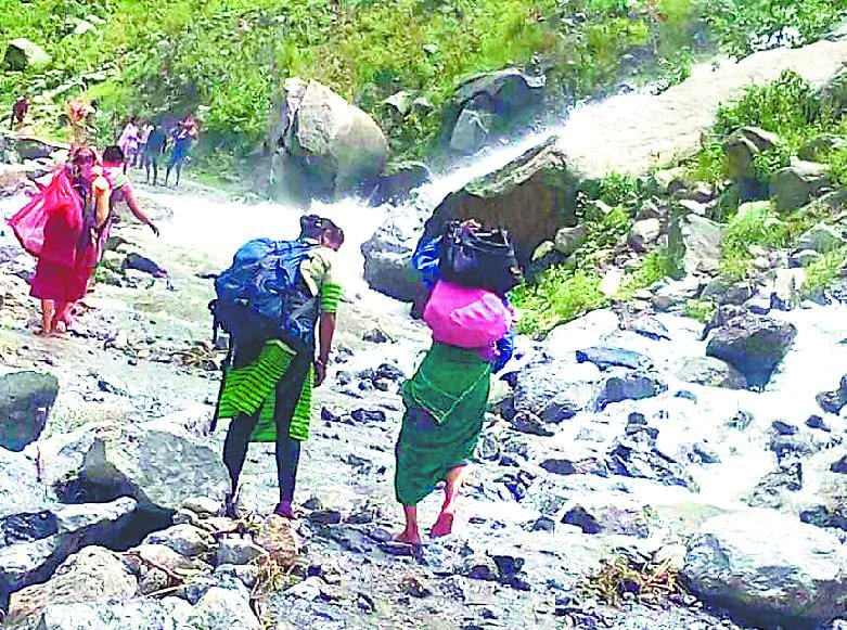 Kailash Mansarovar demolished ahead of the pedestrian Sirkha