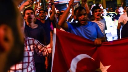 sushma swaraj:indians don't go turkey