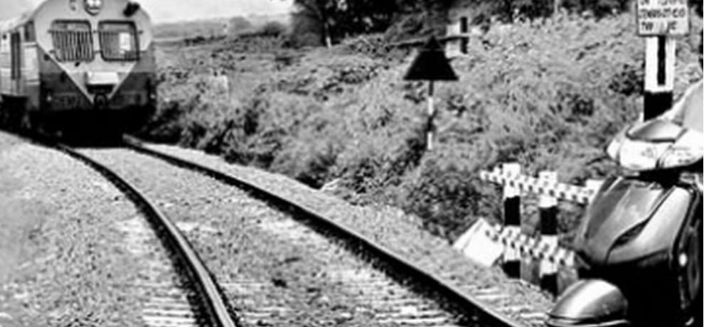 Train accident, two death in faridabad