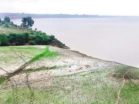 Betwa ceased, the road bridge collapse