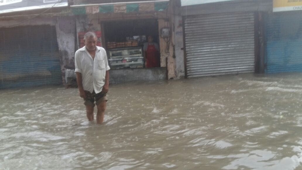 heavy water logging in dehradun due to rain