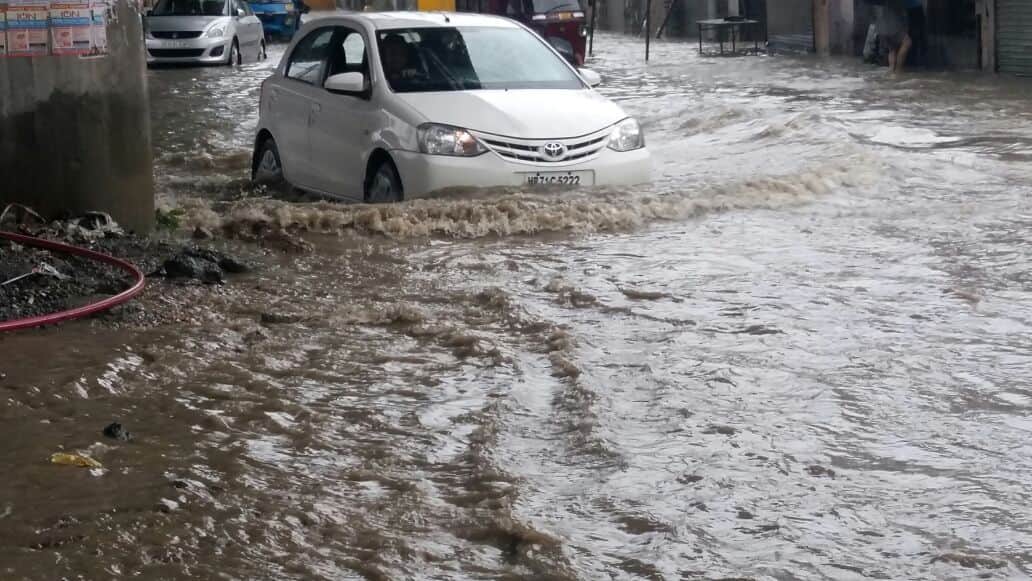 what to do if car stuck in water car care tips for monsoon car stuck in rain water car care tips for rainy season monsoon water logging in delhi water logging in gurgaon