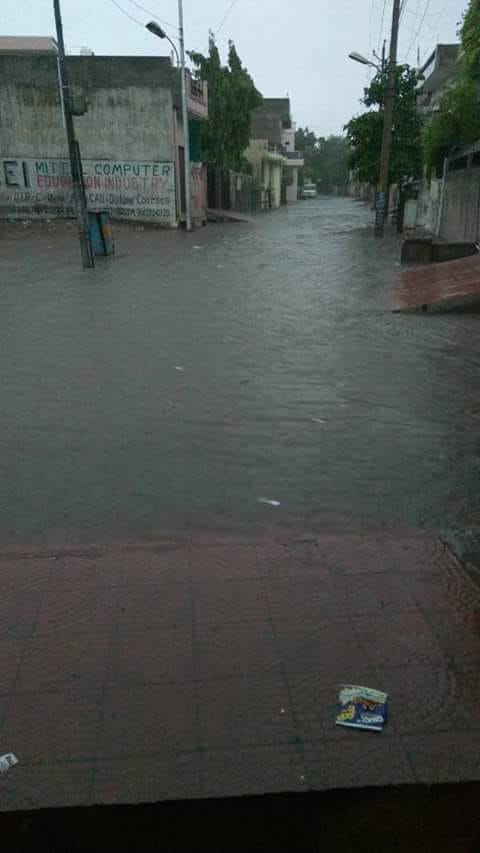 heavy rain in uttar pradesh in monsoon