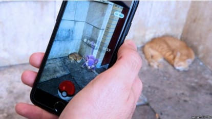 men kill youth when they are playing pokemon go game