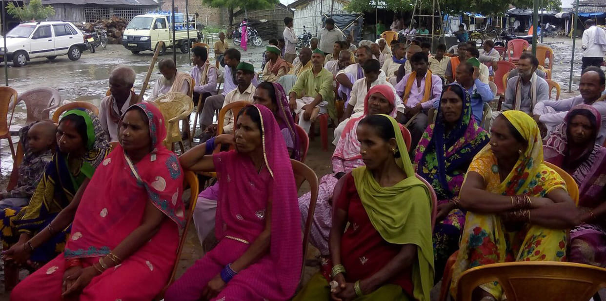 in rain bhkiu protes continued