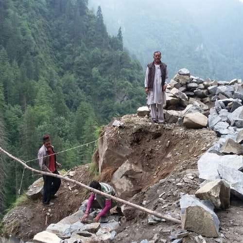 Landslides in himachal due to heavy rainfall