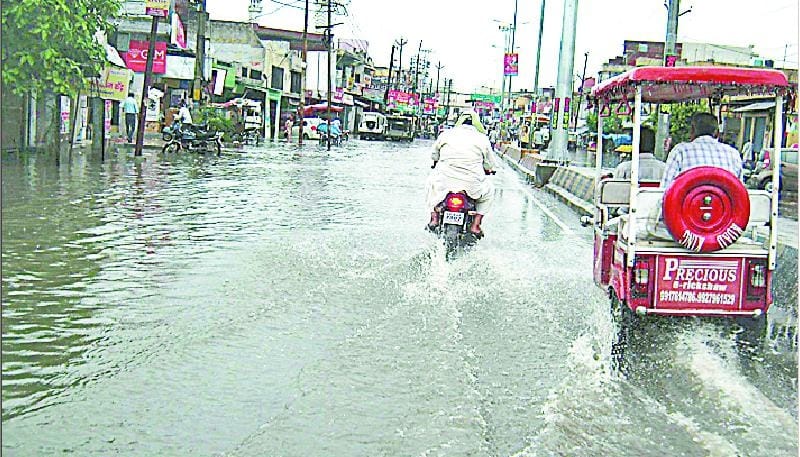 Rain water entered houses