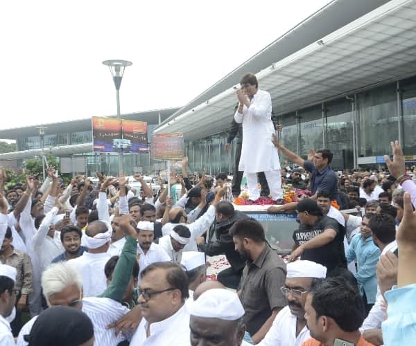 Road show of Congress in Lucknow.