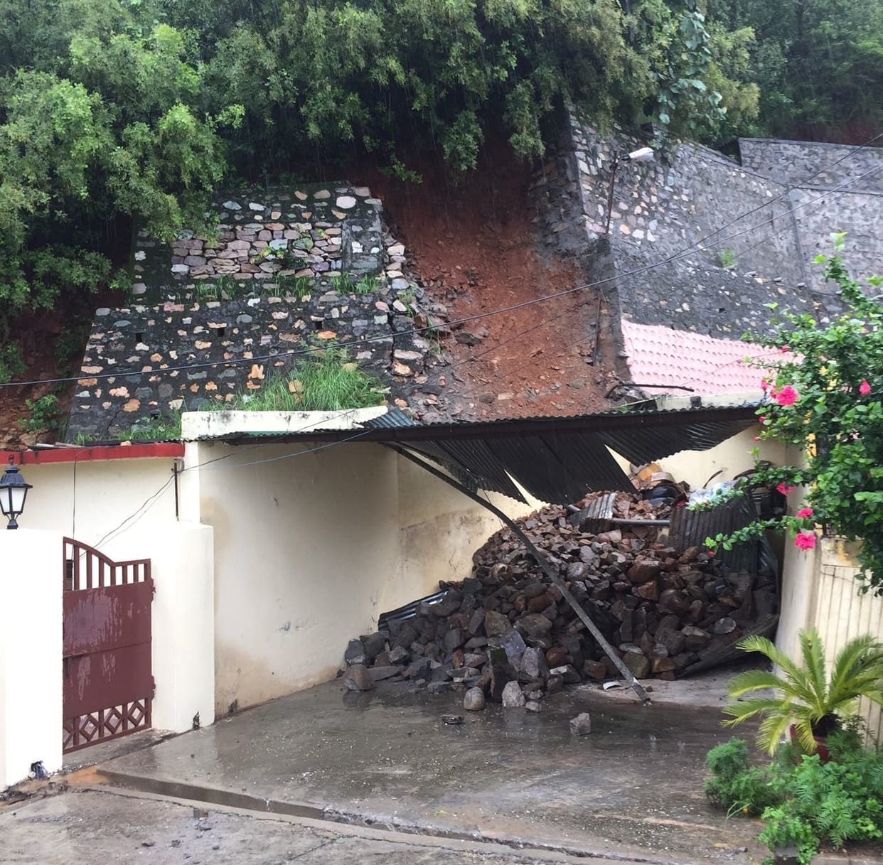 Buttress demolished, collector survived