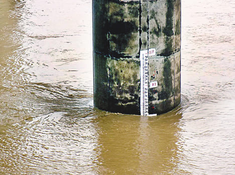 Yamuna reached 106 meters