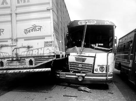 Clashed with truck roadways bus, six injured