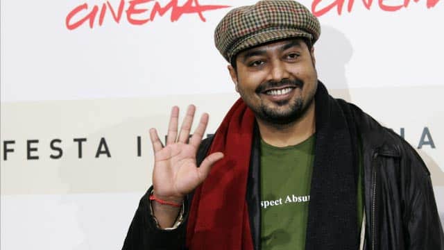 Anurag Kashyap spotted kissing Shubhra Shetty