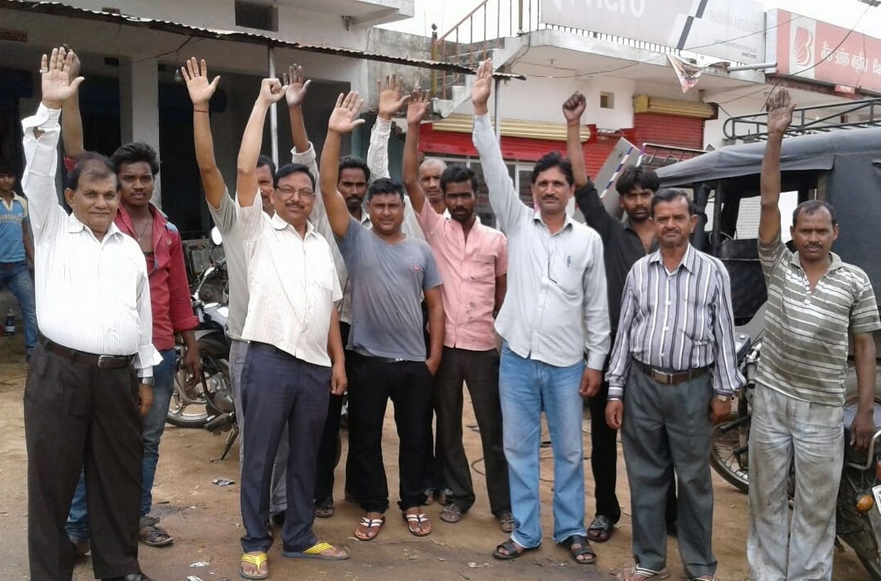 the local people agtitated against disturbed of electricity supply