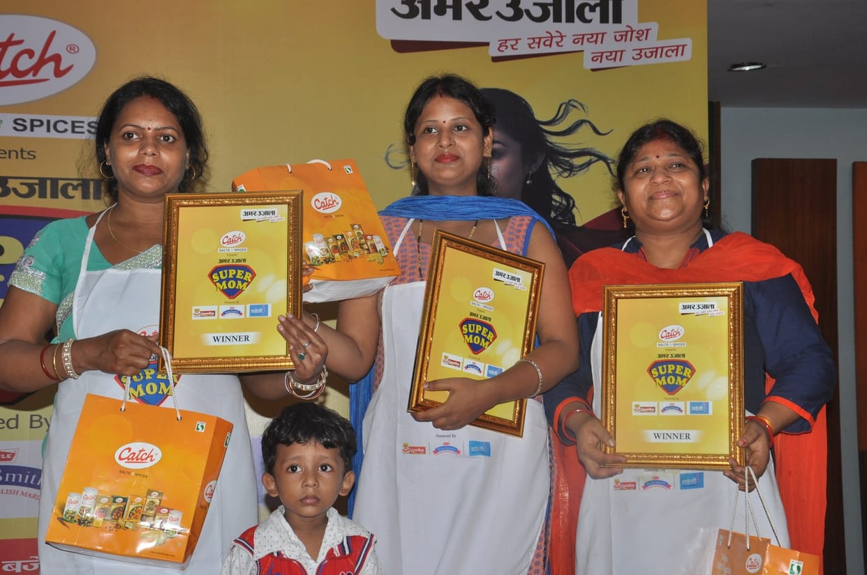 Alka win amar ujala 'super mom' competition