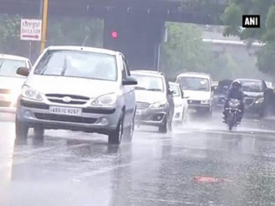 भारी बारिश