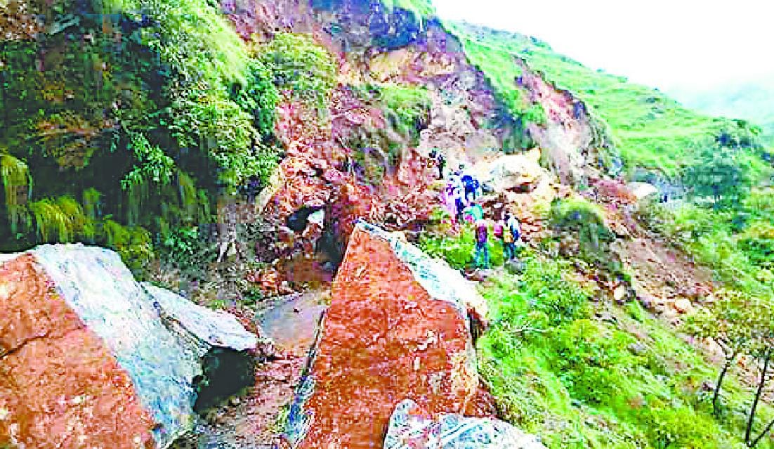 Kailash Yatra route closed in many places
