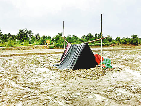 break pipe line and looted oil