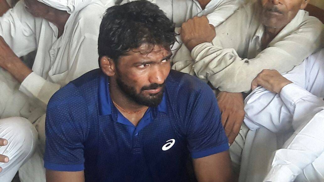 Wrestler Yogeshwar Dutt Tweet on Pulwama Terror Attack