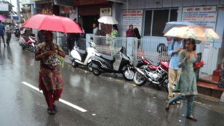 District six road still closed
