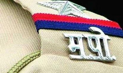 congress corporator booked for threatening builder on phone