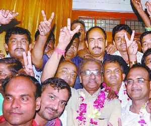 Lkshmishankr became president, general secretary became red Ashakirn