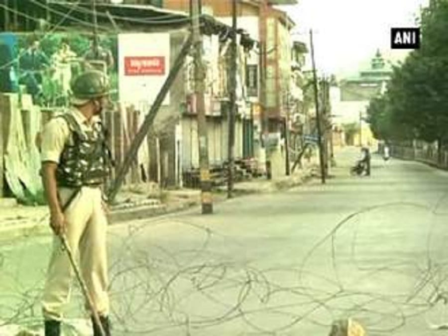 कर्फ्यू का 11वां दिन