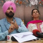 नवजोत सिद्धू और नवजोत कौर जा सकते हैं आम आदमी पार्टी में।