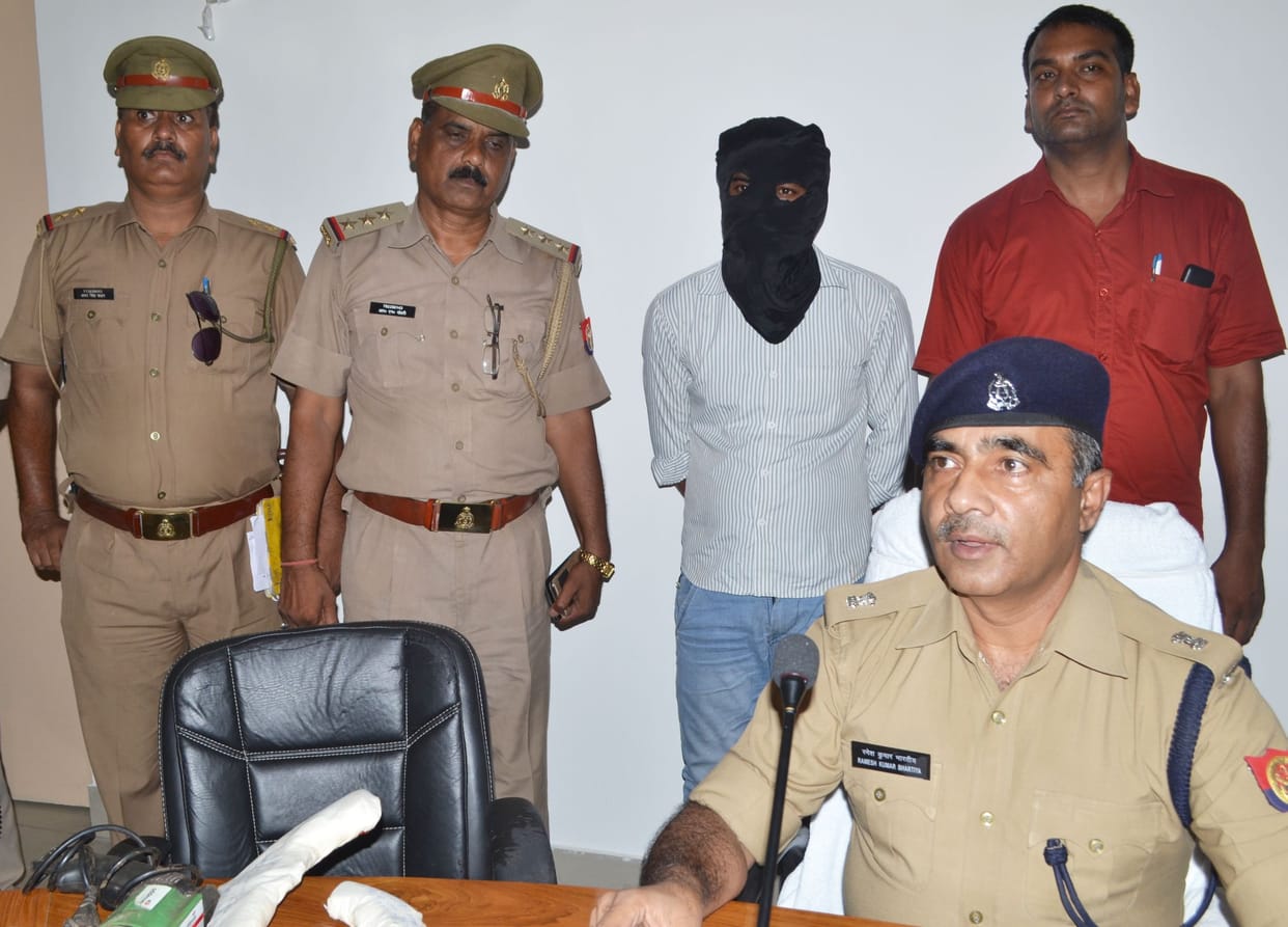 Disclose illegal arms factory, an arrested
