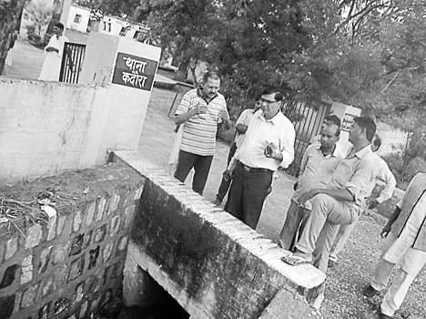 Spot inspection of development works, found flaws