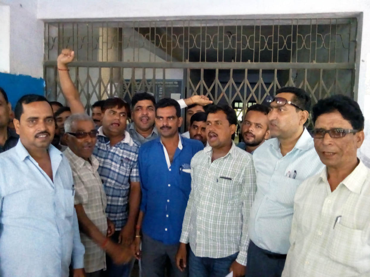 Survey move court against Gorakhpur