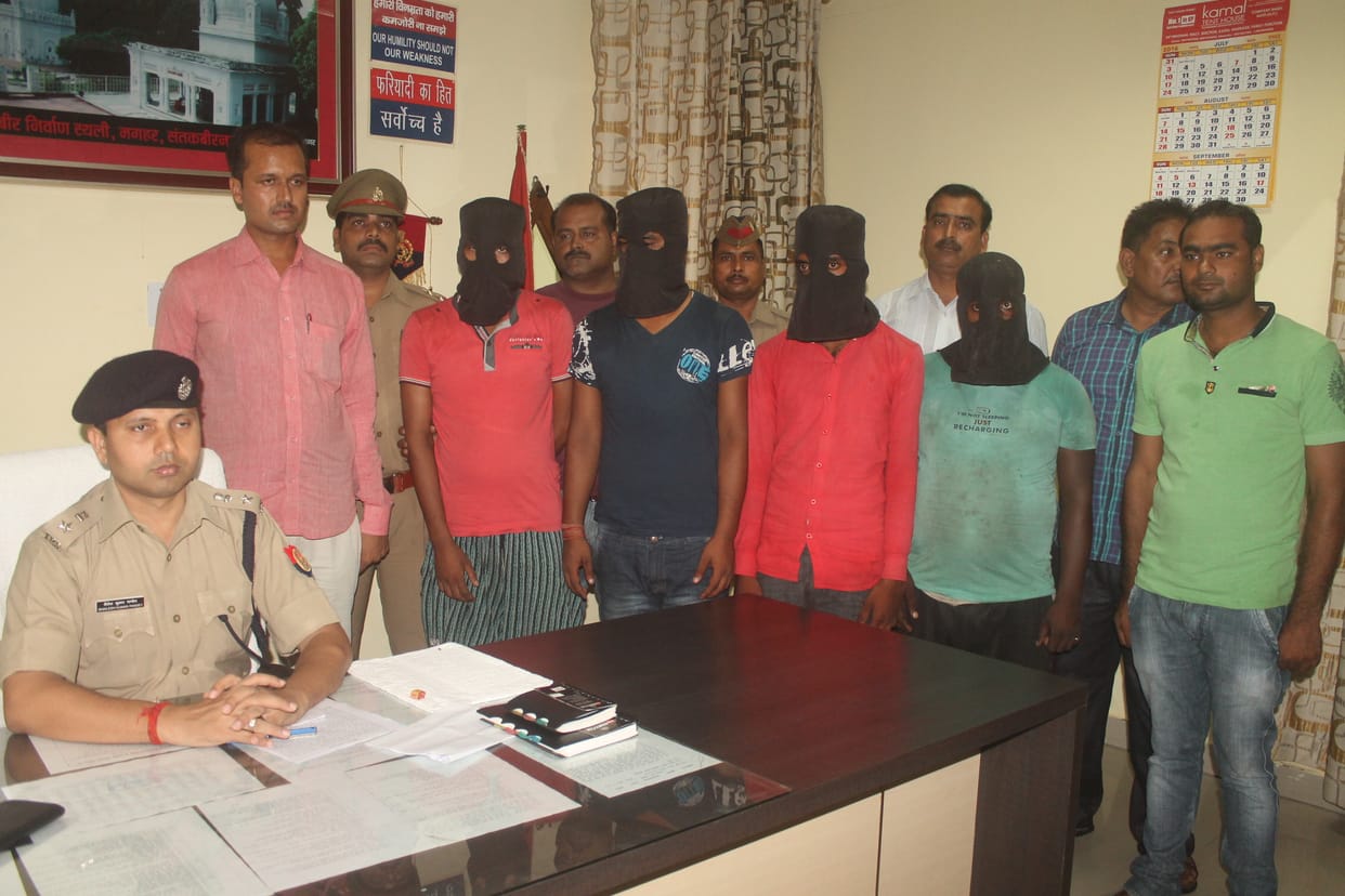 Bikes with plunder arrested four crooks