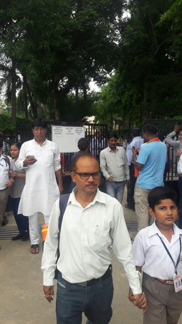 bombinformation in lucknow school